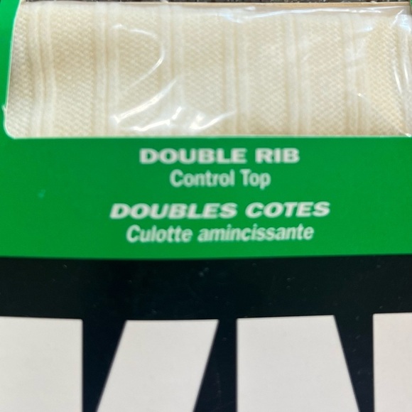 Vintage DKNY Double Rib Control Top Pantyhose Porcelain Cream Size M NEW - Picture 3 of 10